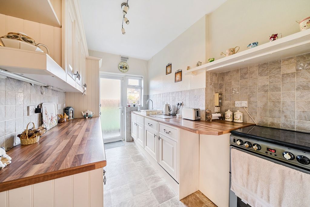 Property photo 3 of 18 1386395-5-69303E0...