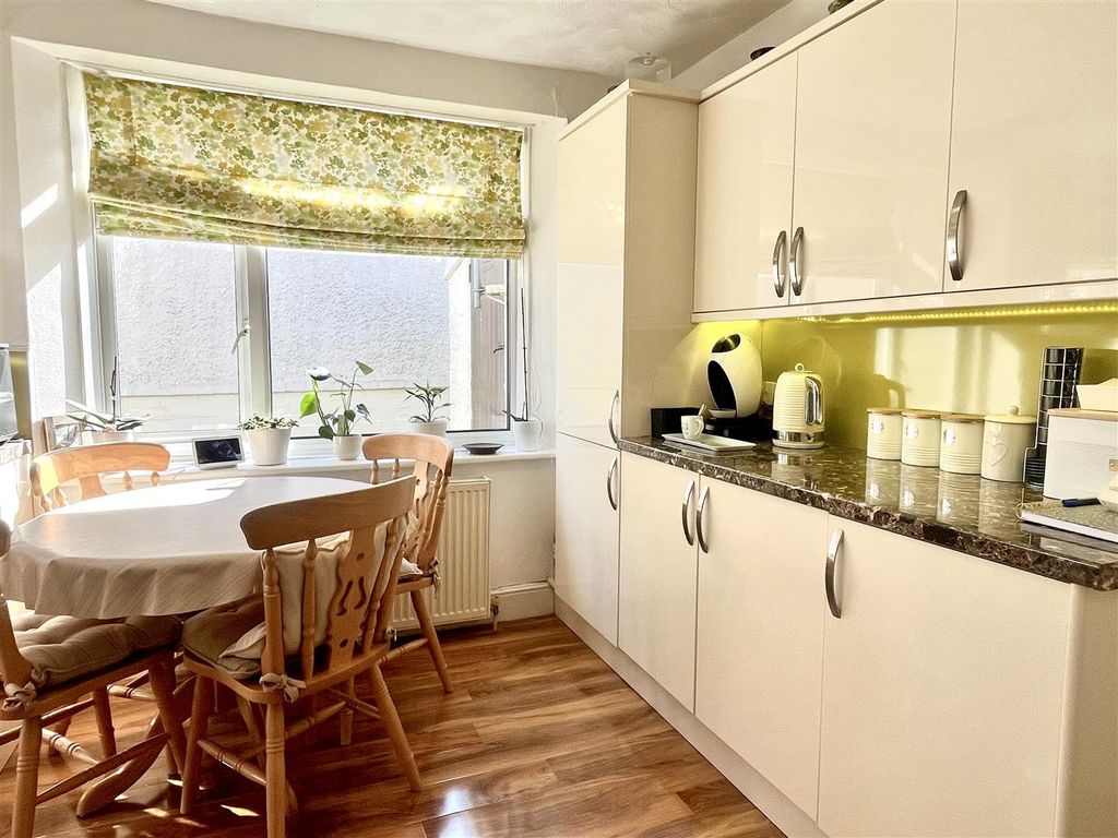 Property photo 3 of 10 Img_6283.Jpeg