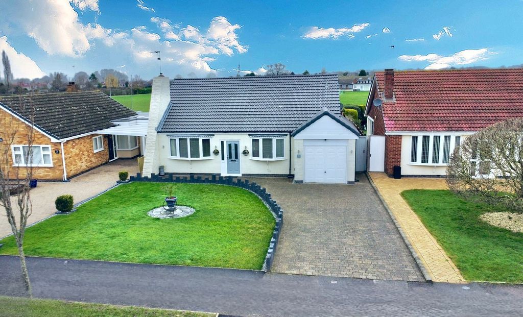 Property photo 1 of 42