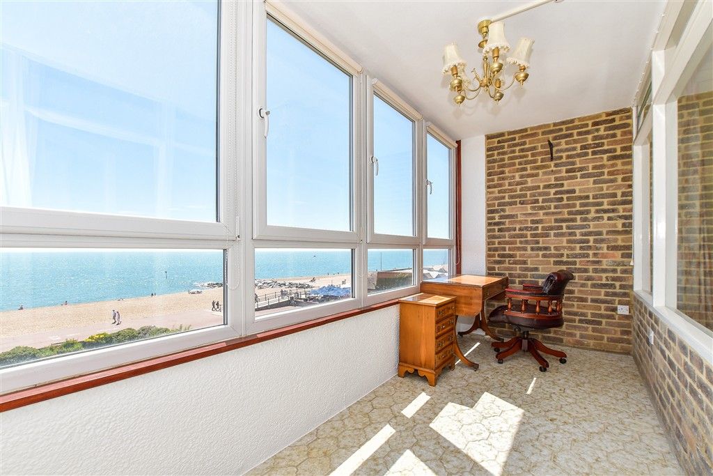 Property photo 1 of 18 Sun Room