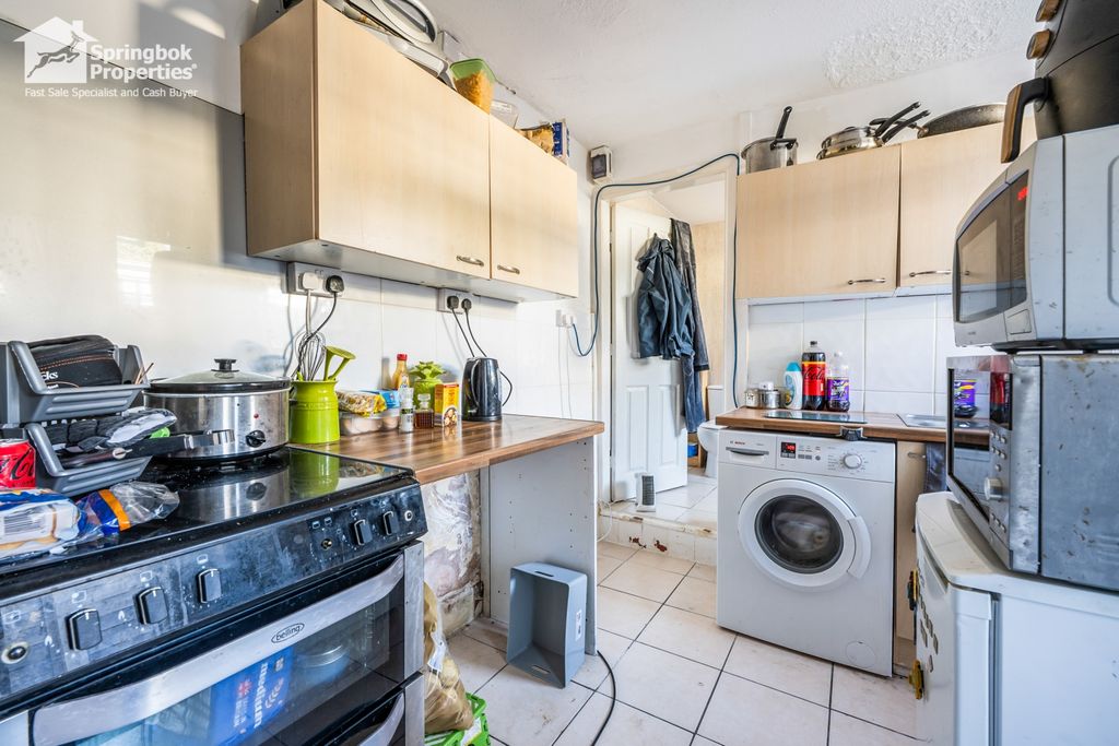 Property photo 3 of 10 Image 2