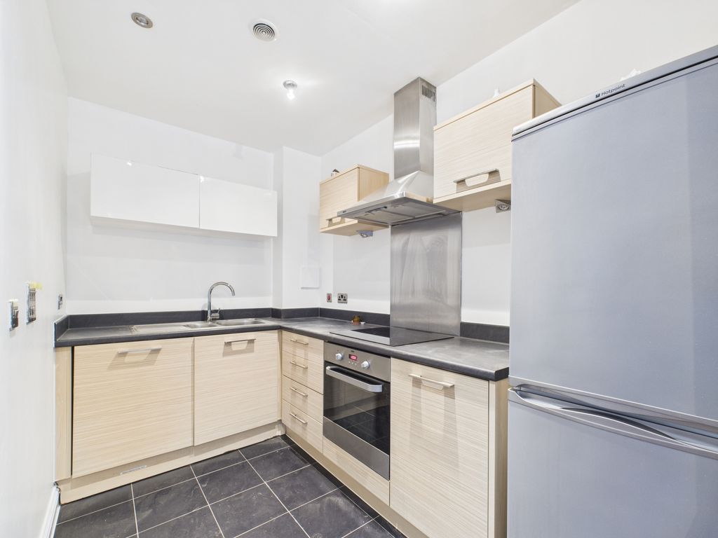 Property photo 3 of 5 Kitchen