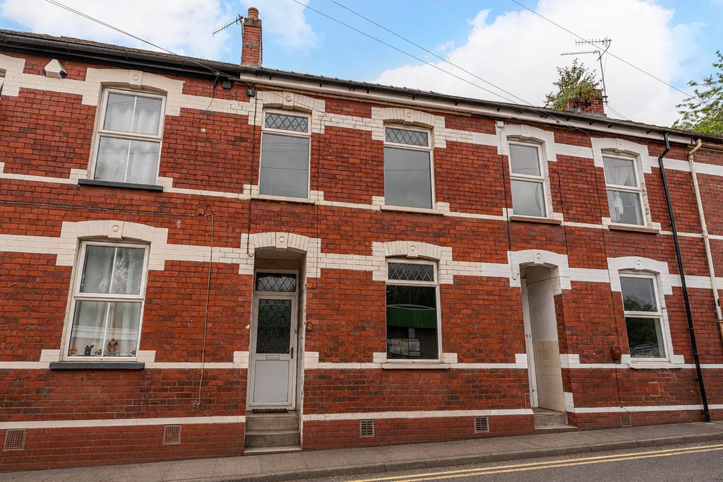 Property photo 1 of 20
