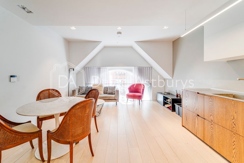 Property photo 1 of 10 Ndb04348_Enfused