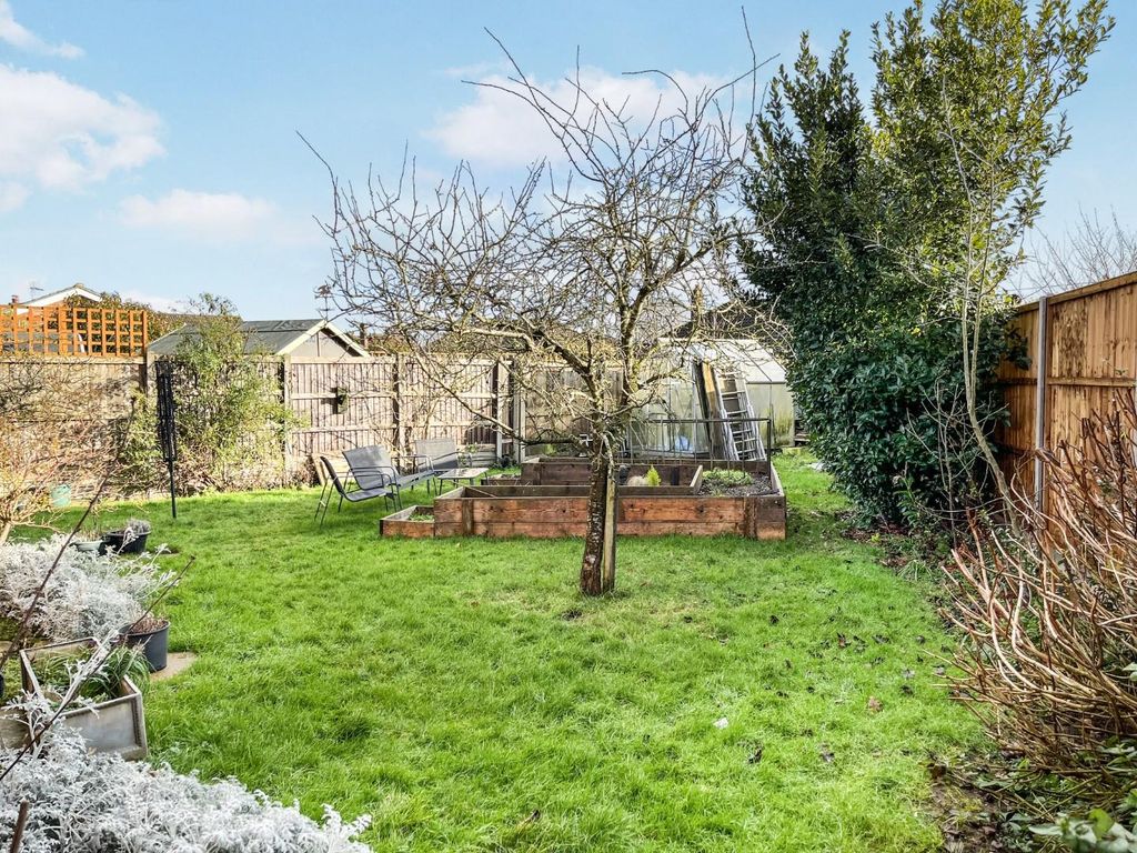 Property photo 3 of 11 Tlc_2753A4F1-8686-4E30-B2De-01B331096E58_3560Dad.J