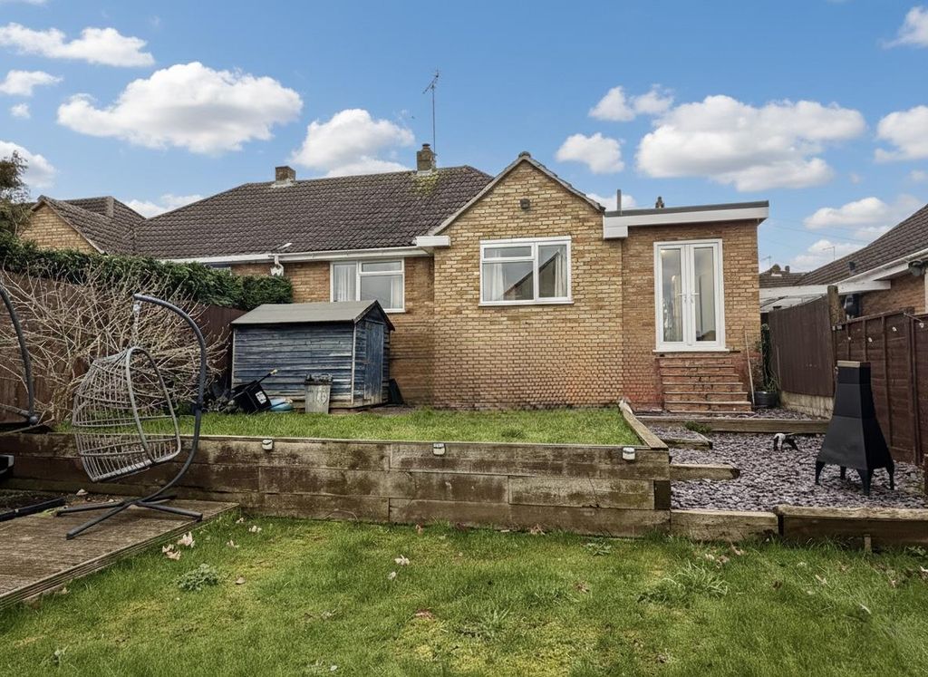 Property photo 2 of 18