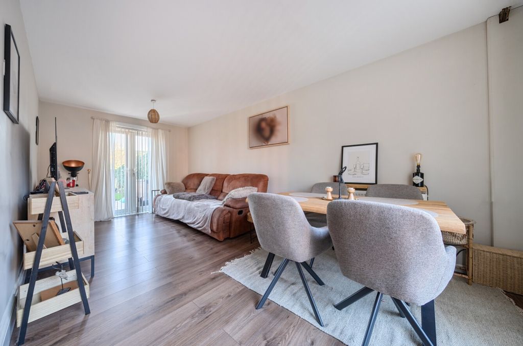 Property photo 2 of 21 1382394-20-691B2F9Dd9178