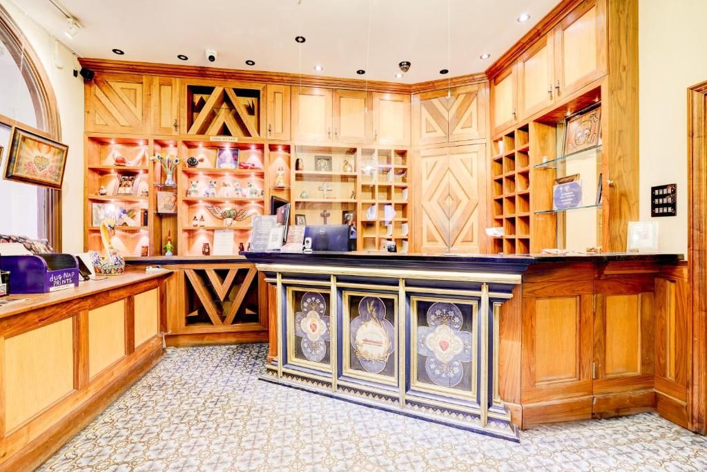 Property photo 3 of 11