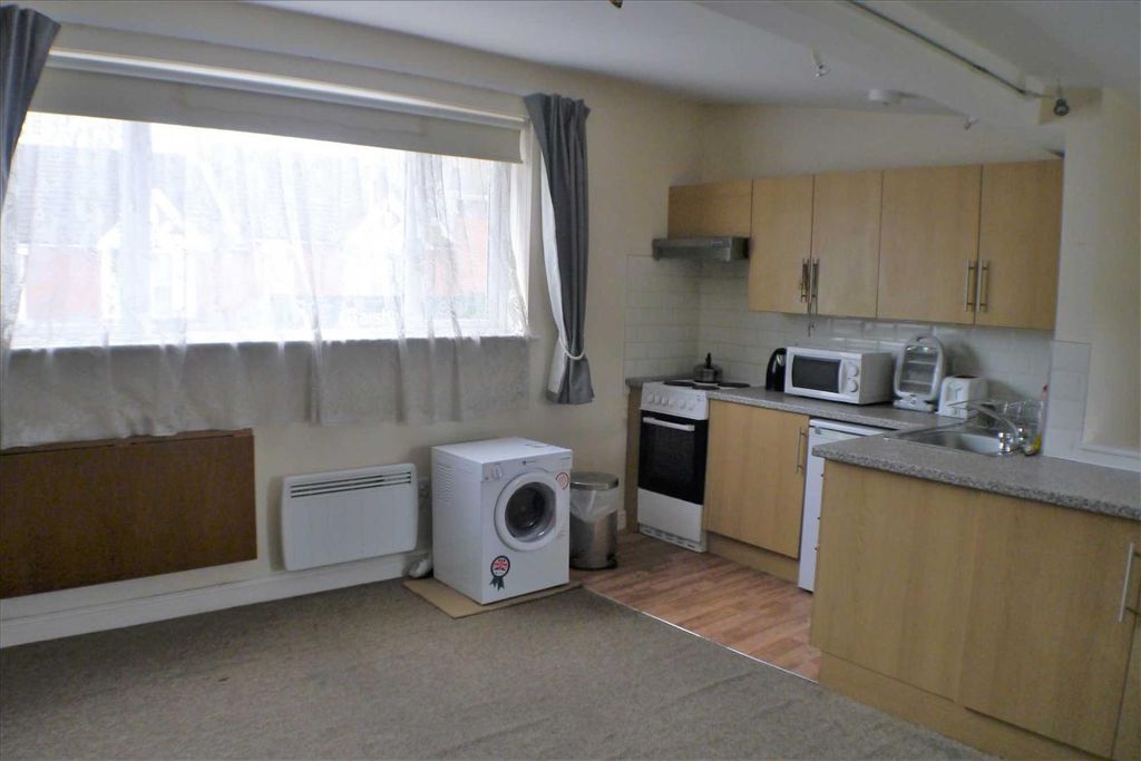 Property photo 3 of 6