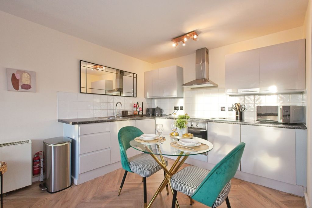 Property photo 1 of 16 Img_6183