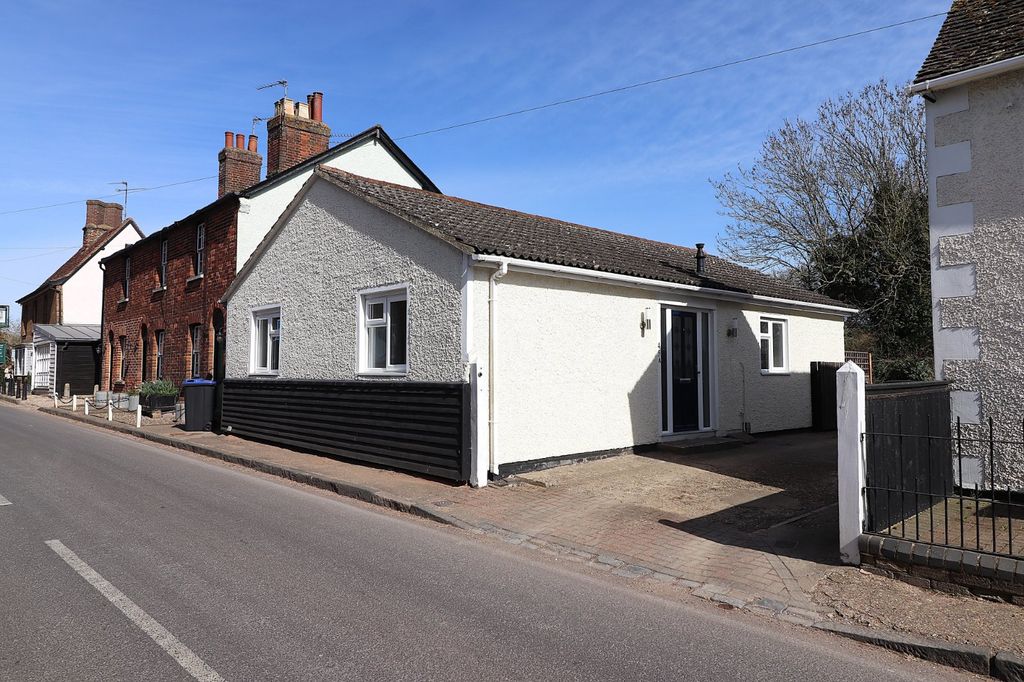 Property photo 1 of 11 Picture No. 24