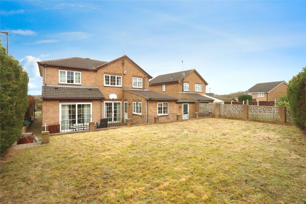 Property photo 2 of 17 Photography