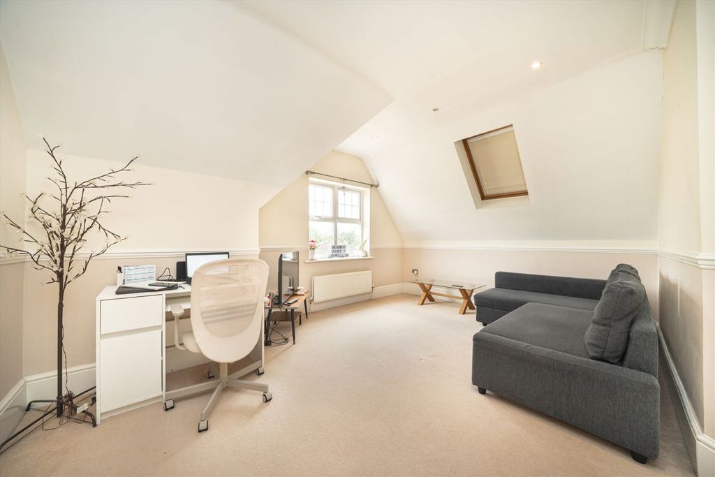 Property photo 2 of 7