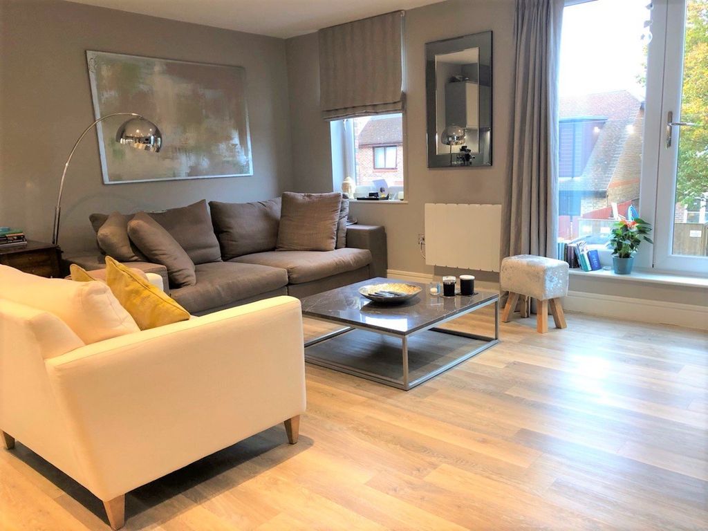 Property photo 3 of 10