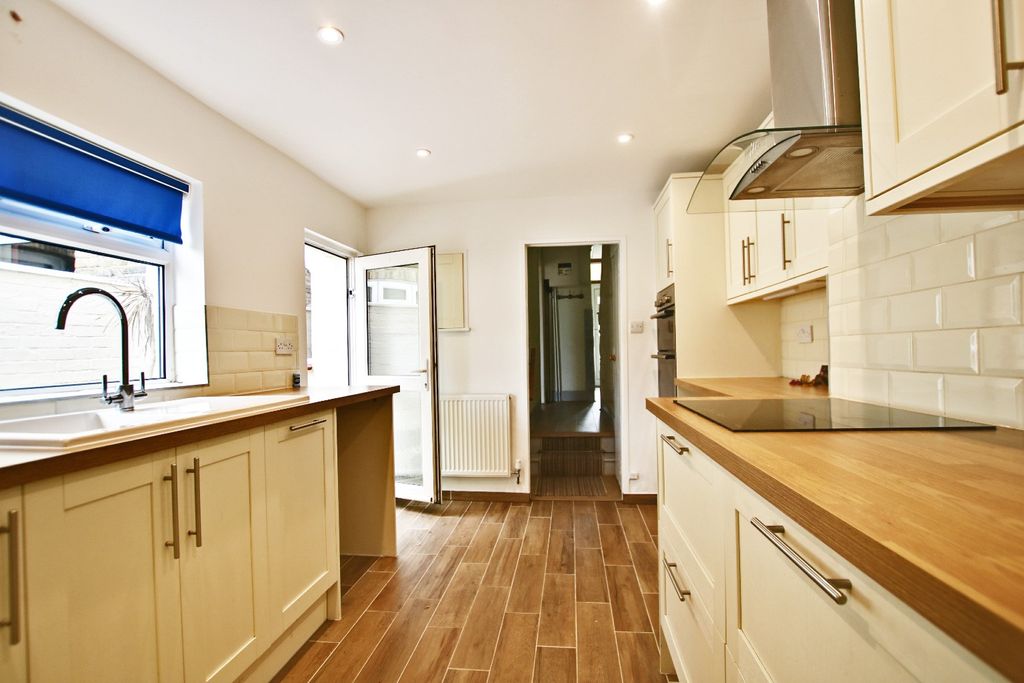 Property photo 1 of 19 2528231