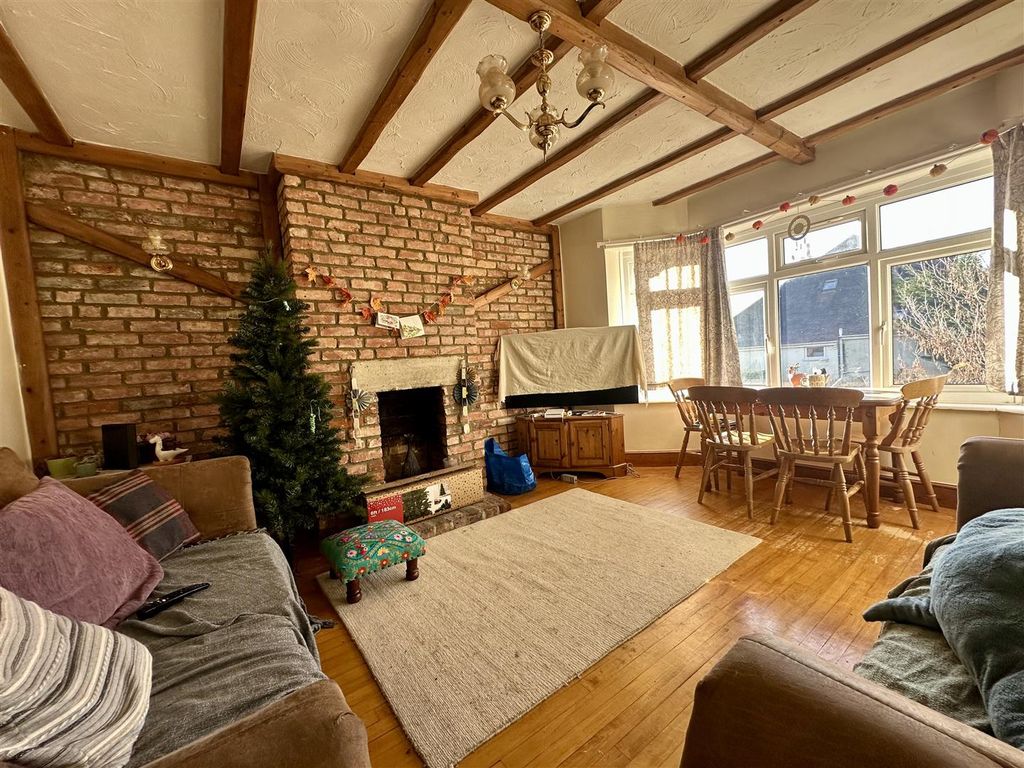 Property photo 1 of 10 Image00014.Jpeg