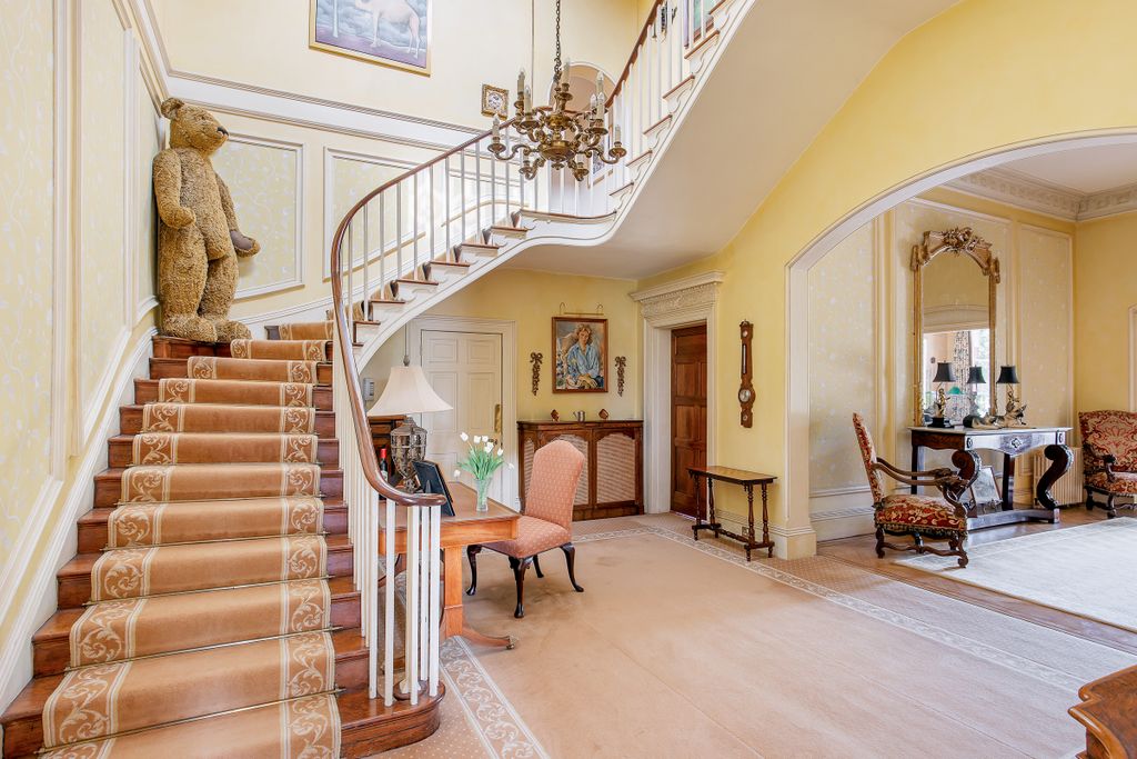 Property photo 3 of 30