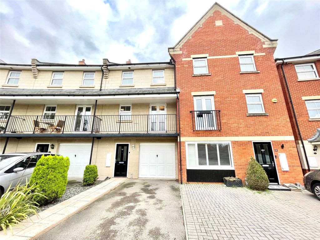 Property photo 1 of 8 Front