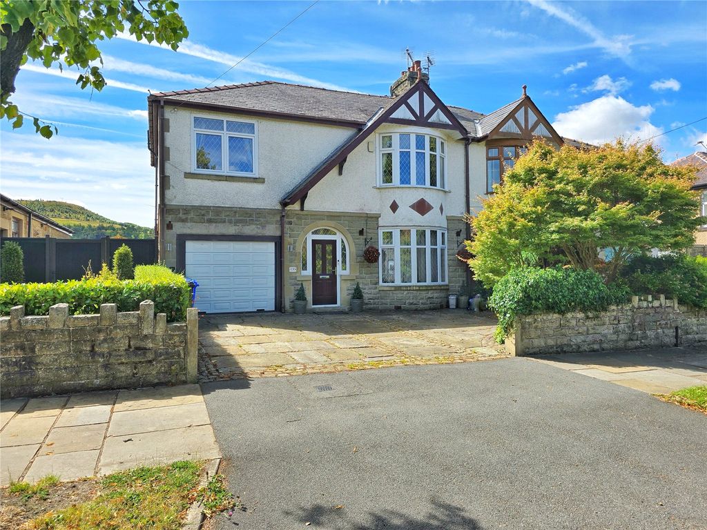 Property photo 1 of 27 Extended Period Semi