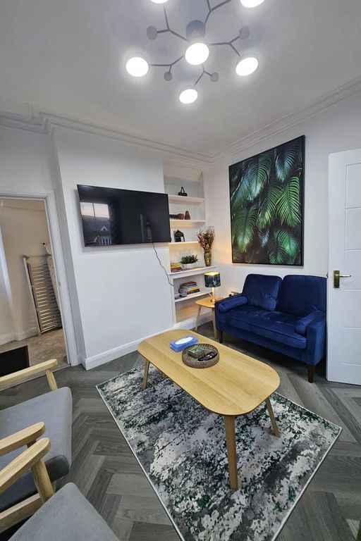 Property photo 3 of 22