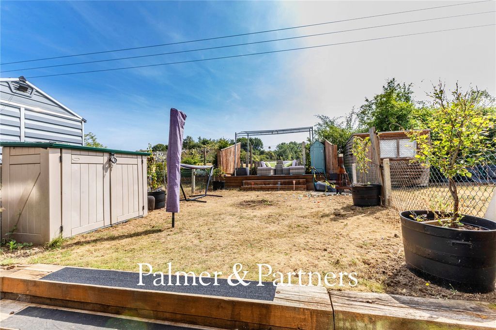 Property photo 3 of 15 Picture No. 04