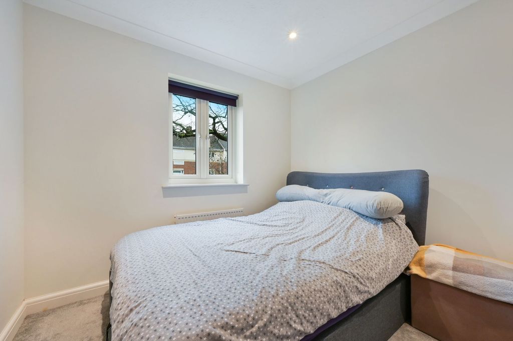 Additional image 8 of 2 bed end terrace house for saleCrowhurst Mead, Godstone RH9