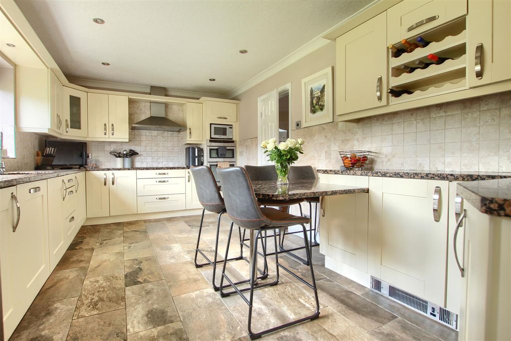 Property photo 3 of 20 Ts11.Jpg