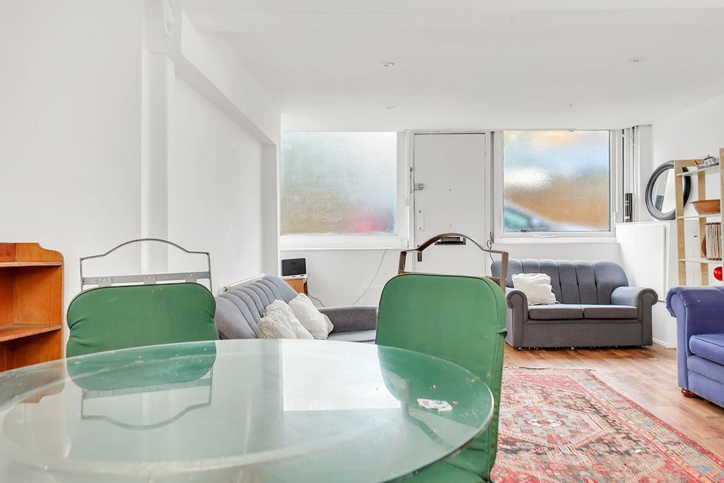 Property photo 3 of 13 Picture No. 12