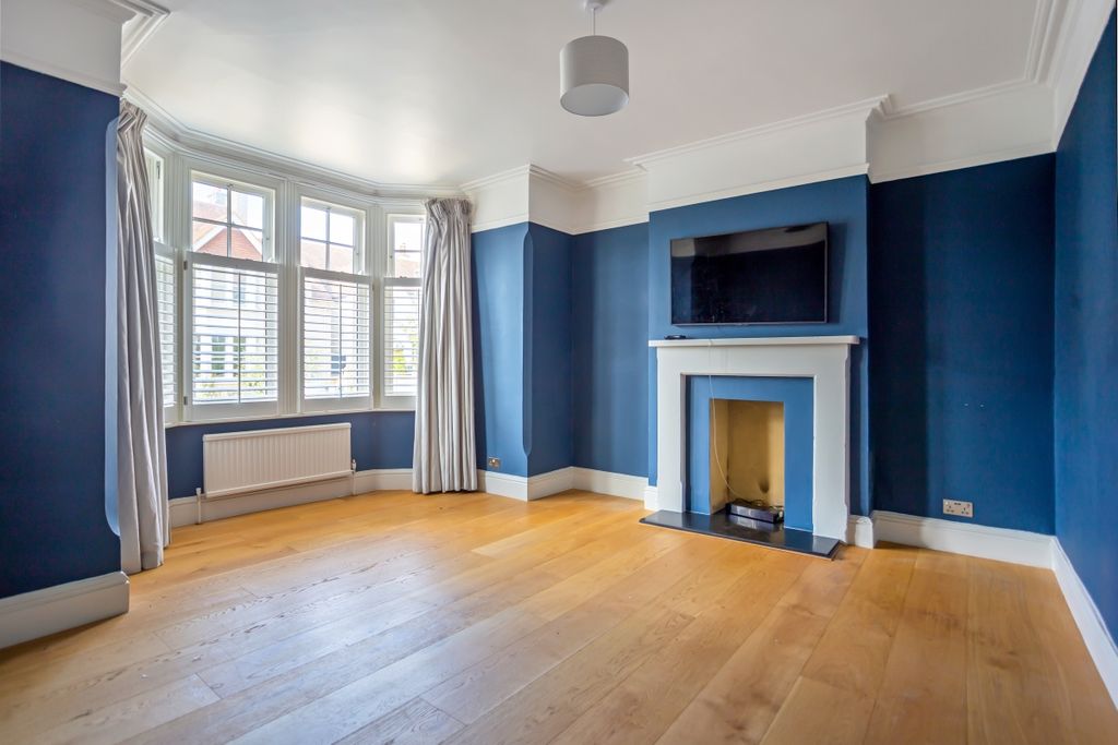 Property photo 2 of 22 2