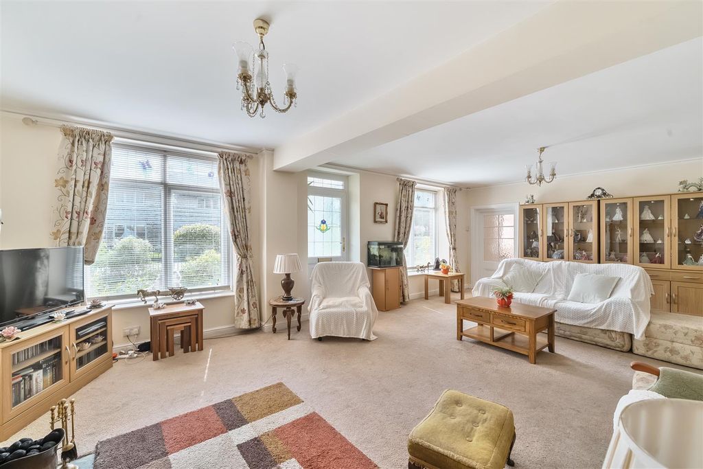 Property photo 3 of 21 Main House - Sitting Room