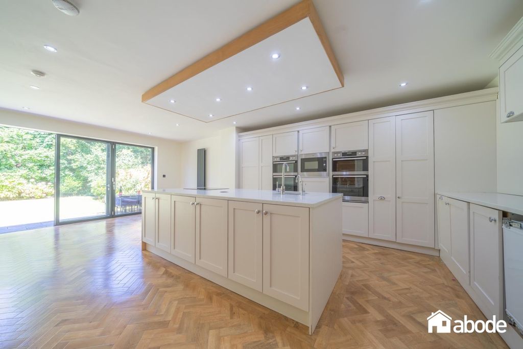 Property photo 2 of 35 Dsc04413-Hdr.Jpg