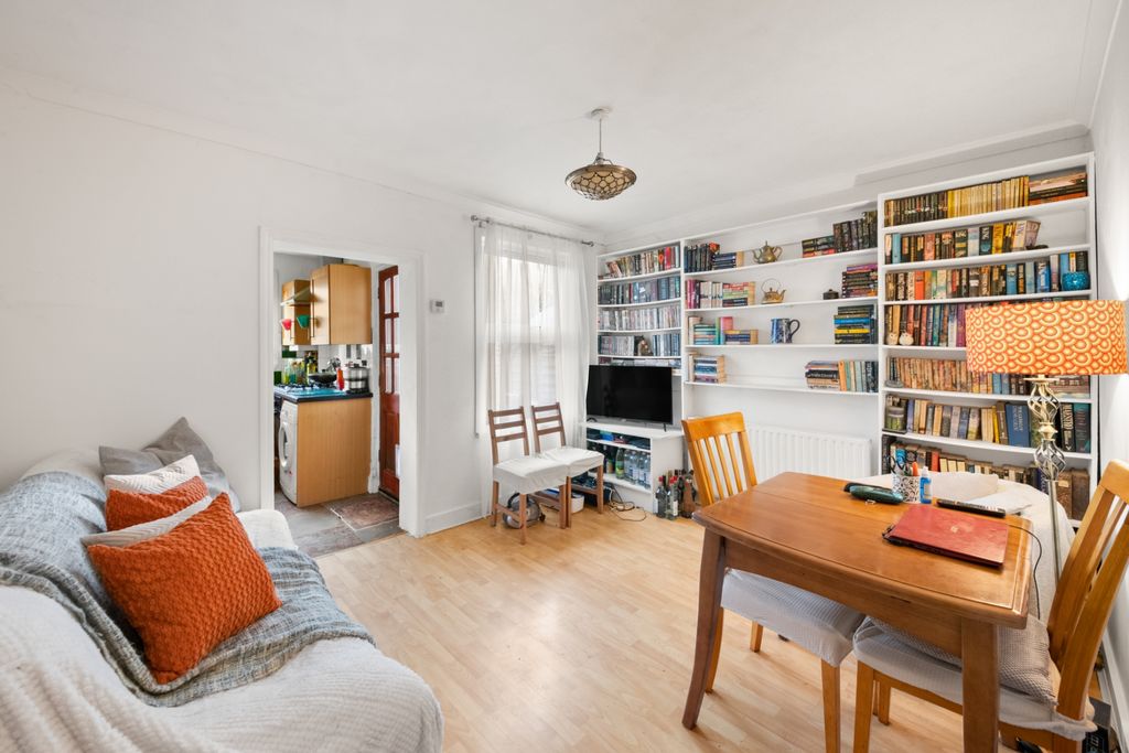 Property photo 2 of 11 Photo 13