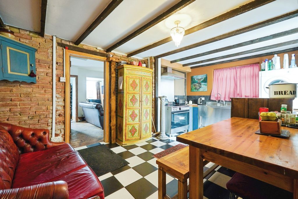 Property photo 3 of 15 Pbox-Img.Jpg