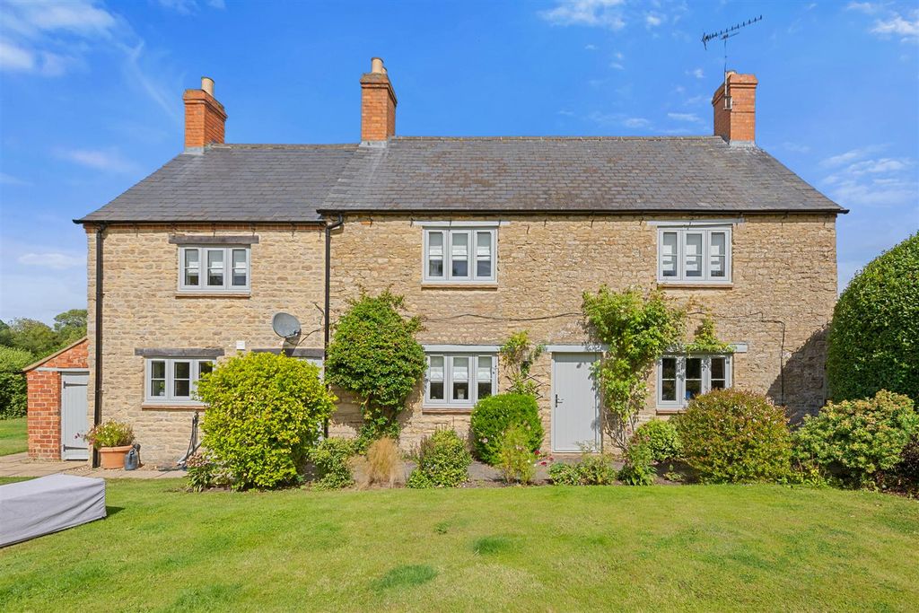 Property photo 1 of 47