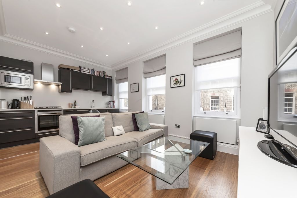 Property photo 1 of 5 Flat 1 8 Nqs Dex ...