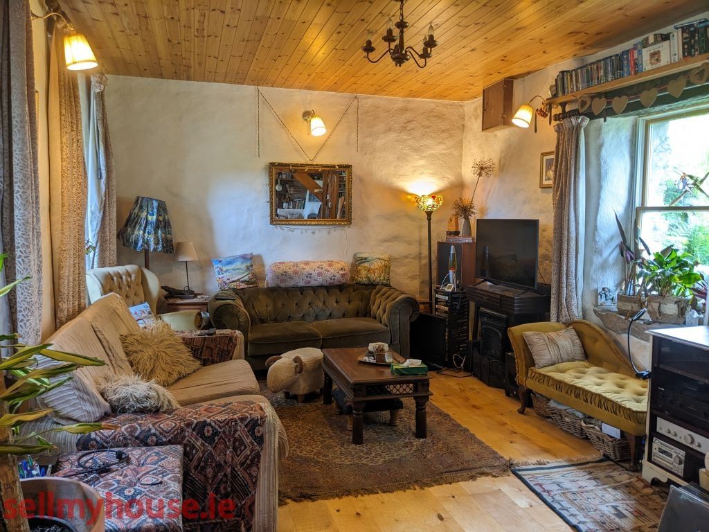 Property photo 3 of 9