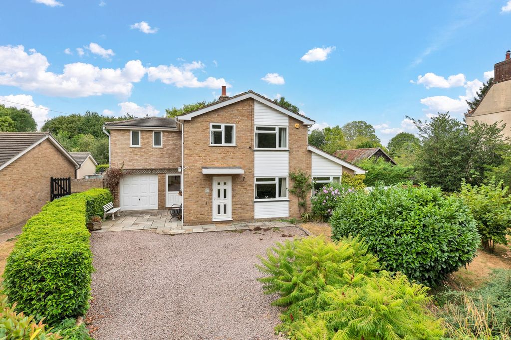 Property photo 1 of 26