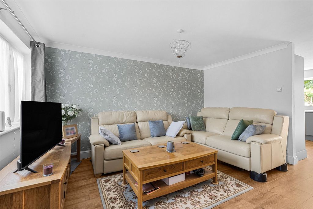 Property photo 2 of 15 Picture No. 02