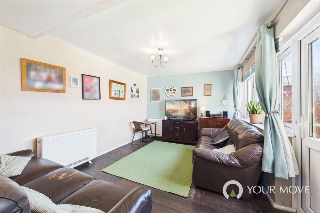 Property photo 2 of 11 Picture No. 02