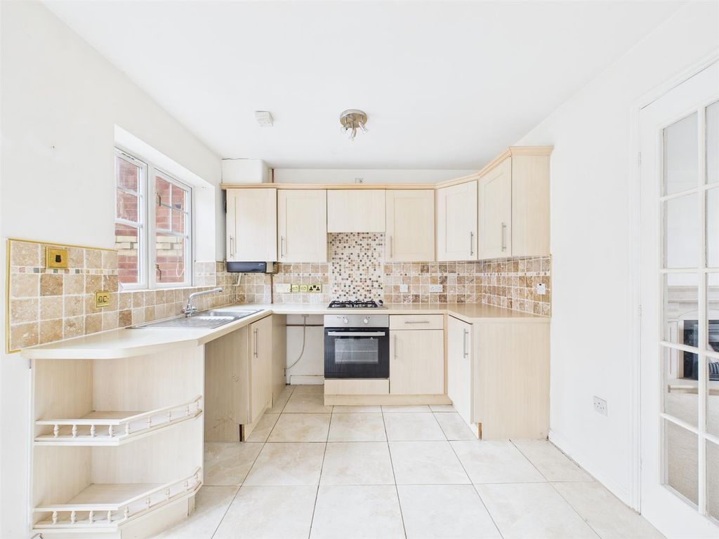 Property photo 3 of 15 Cam02295G0-Pr0384-Still008.Jpg