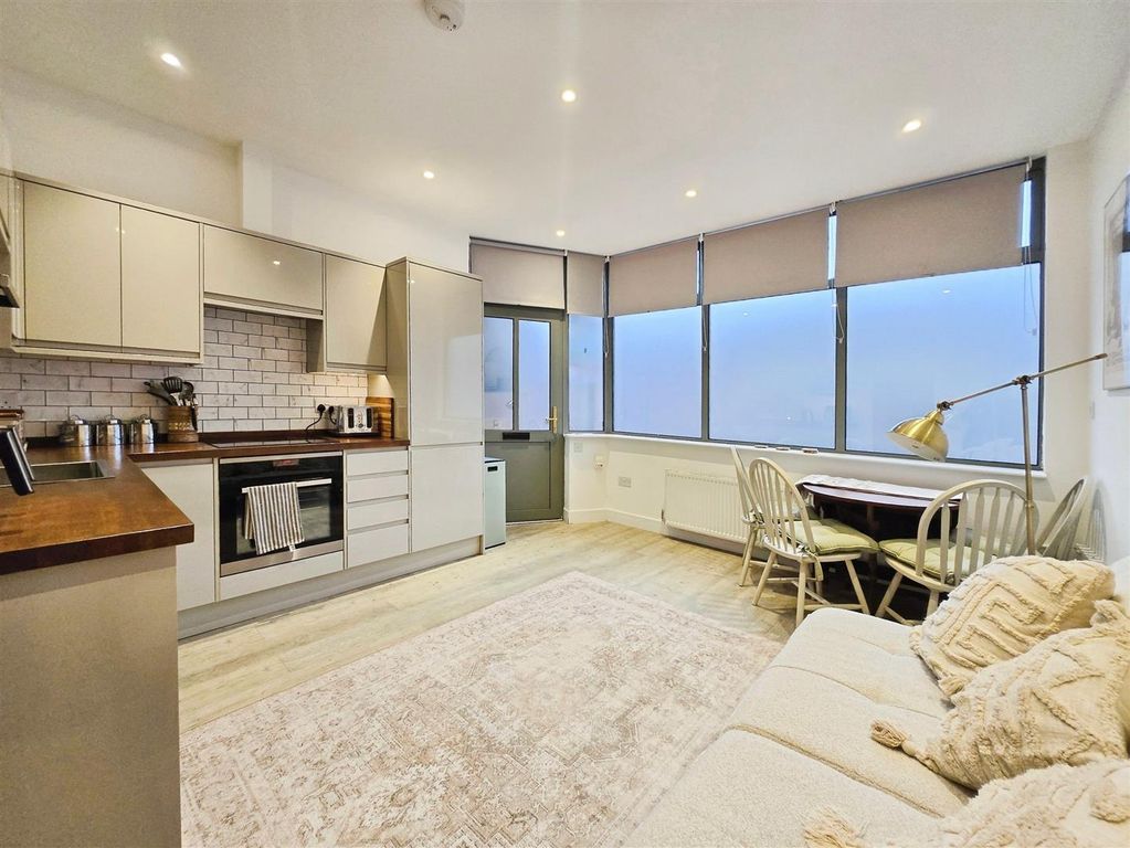 Property photo 2 of 8 3142E5B4-20260109_125637.Jpg