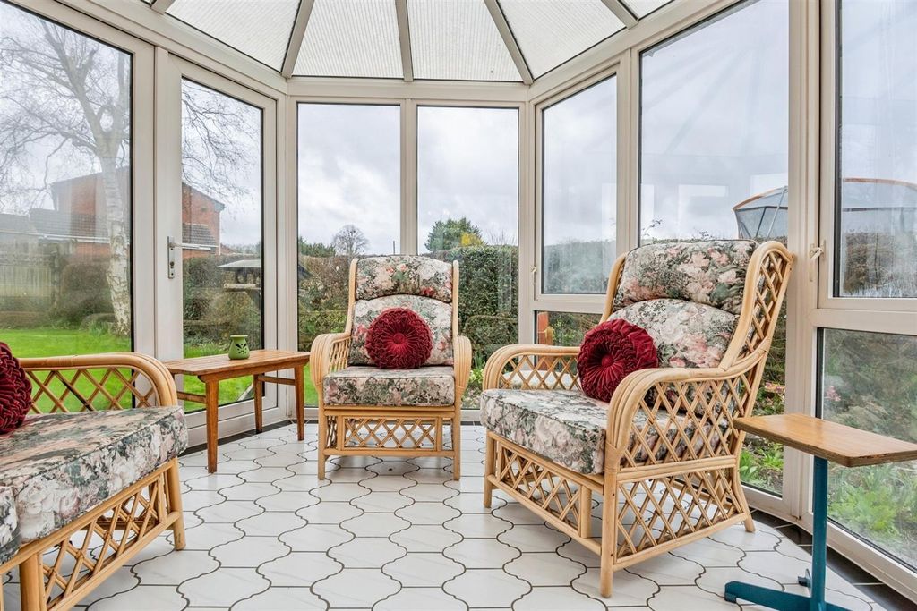 Property photo 3 of 18 Mal30814010.Jpg