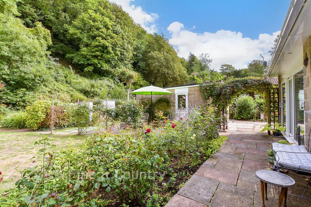 Property photo 2 of 18 Rear Garden