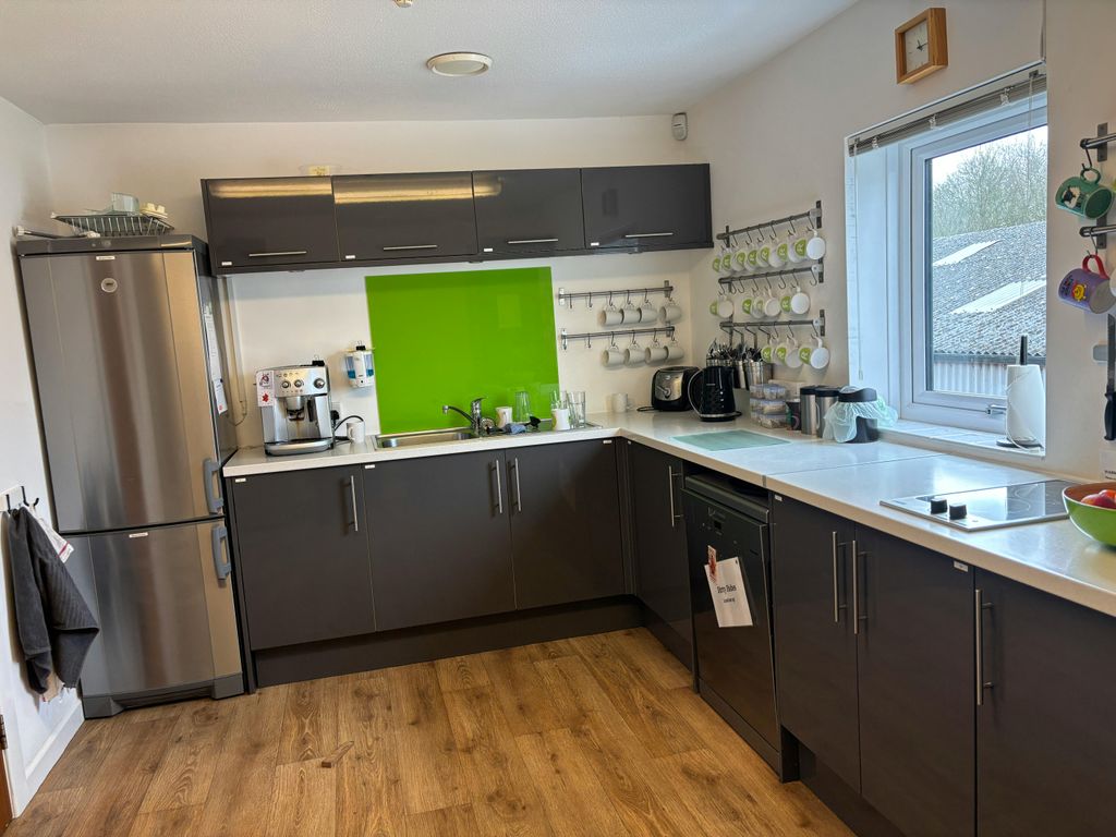 Property photo 3 of 4 Img_2436.Jpg