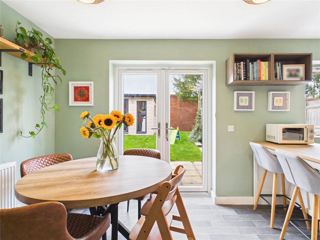 Property photo 1 of 22 Picture No. 33