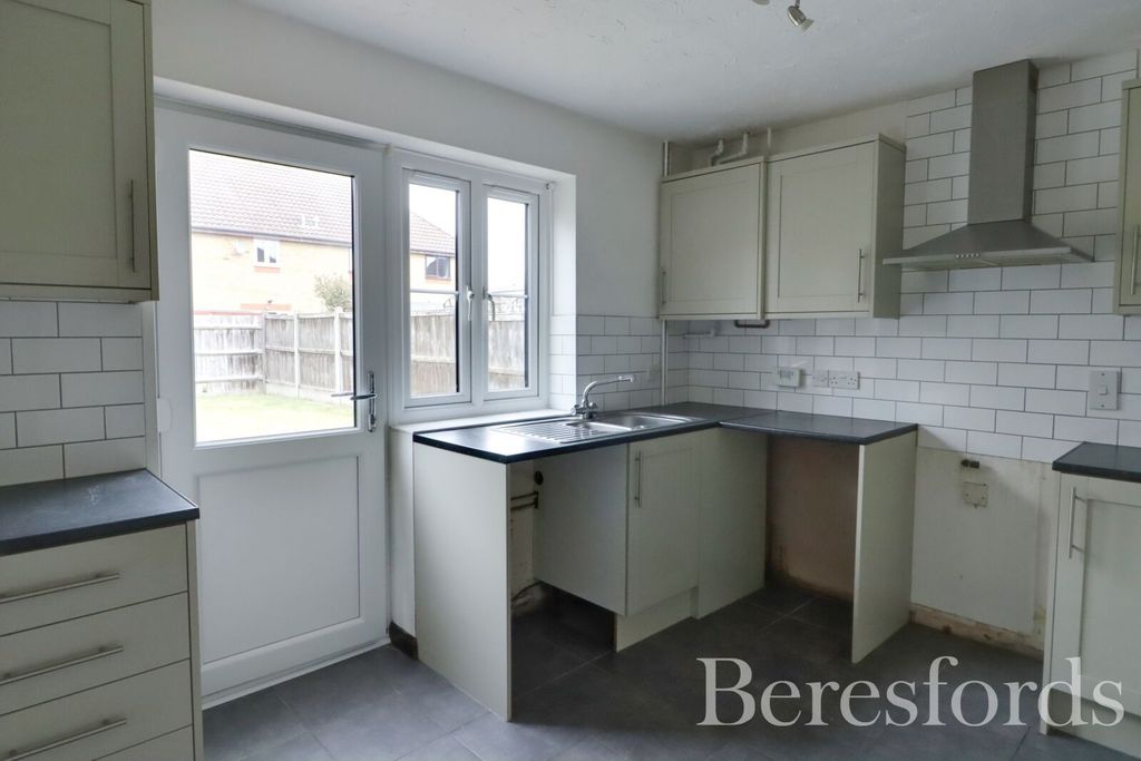 Property photo 3 of 14 Picture No. 18