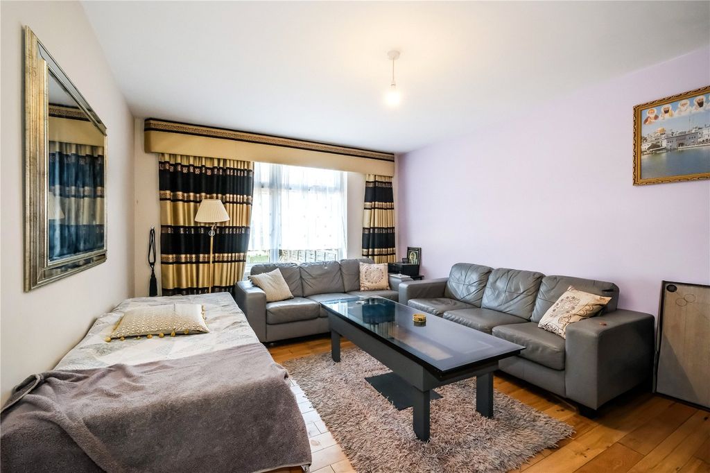 Property photo 2 of 15 Reception Room