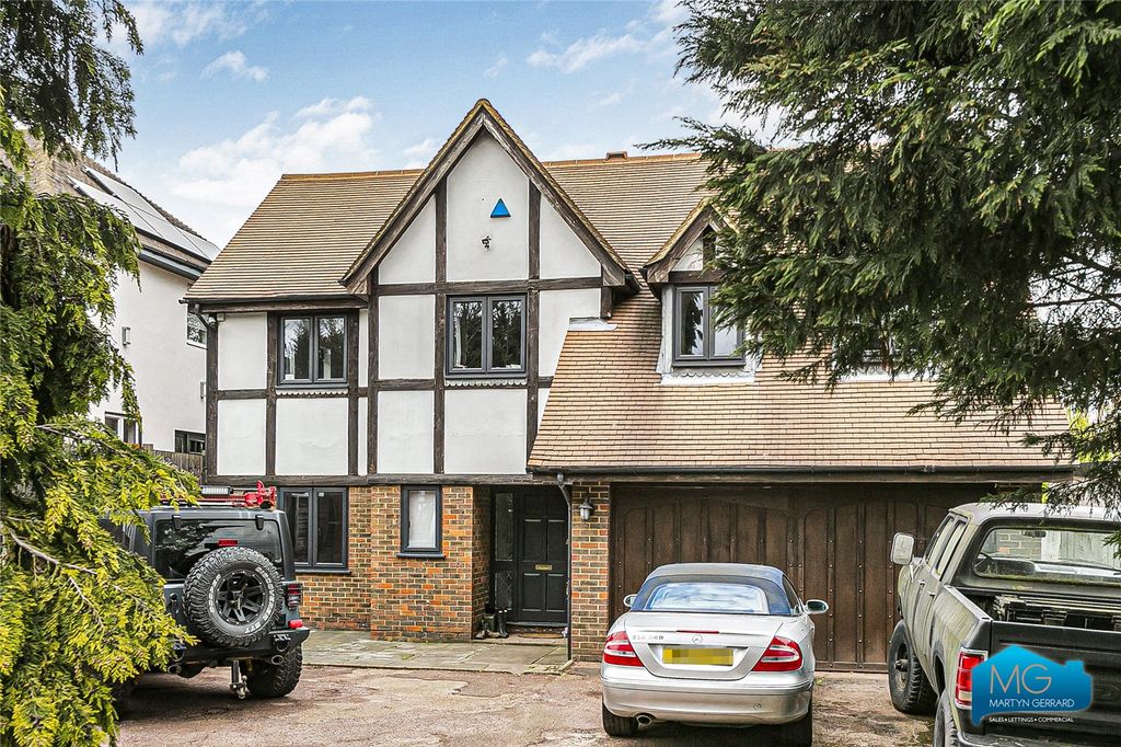 Property photo 1 of 44 Picture No. 29