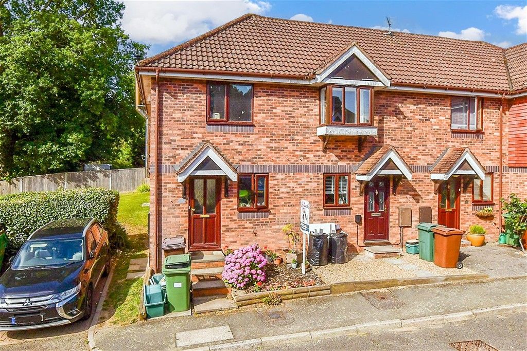 Property photo 3 of 10 Front