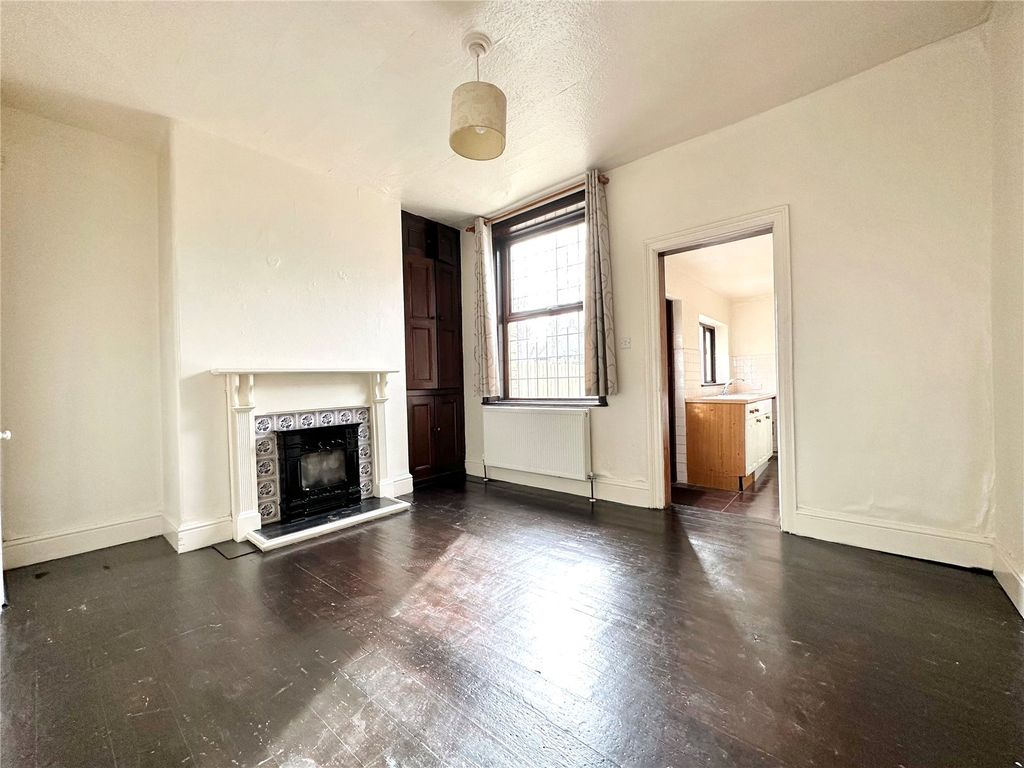 Property photo 2 of 8 Picture No. 09